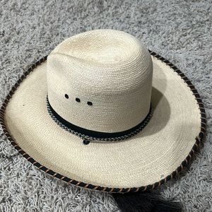 Used palm hat from Sunbody hats size 6 7/8.